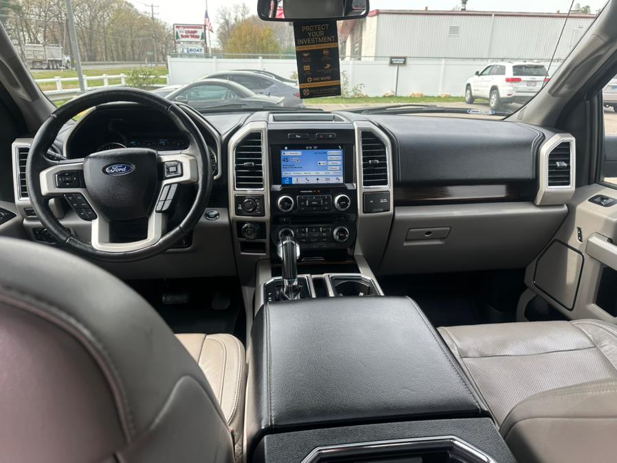 2017 Ford F-150 Lariat 4WD SuperCrew 5.5'' Box photo