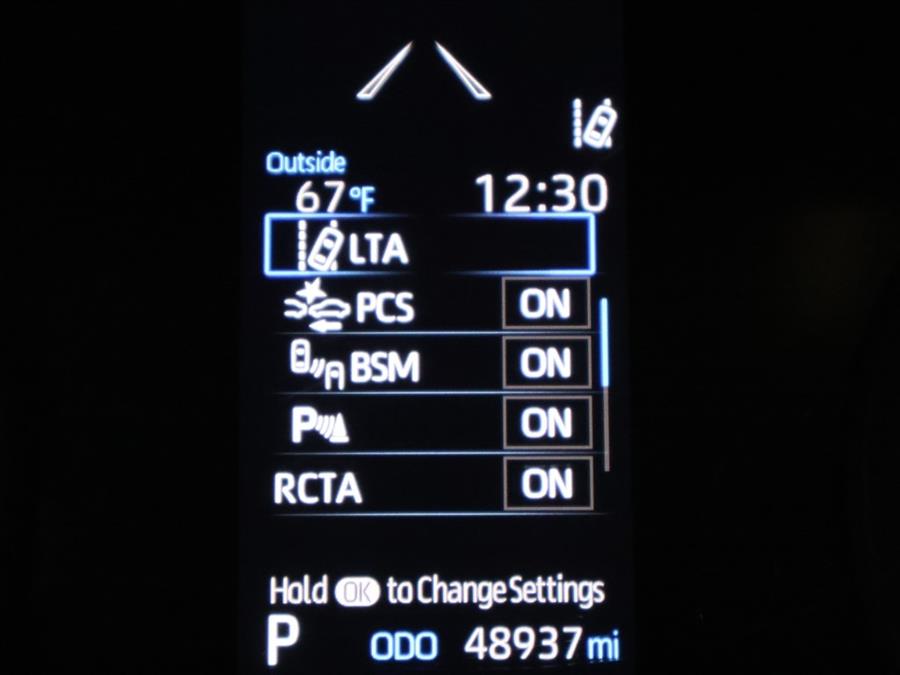 2023 Toyota Sienna XLE photo