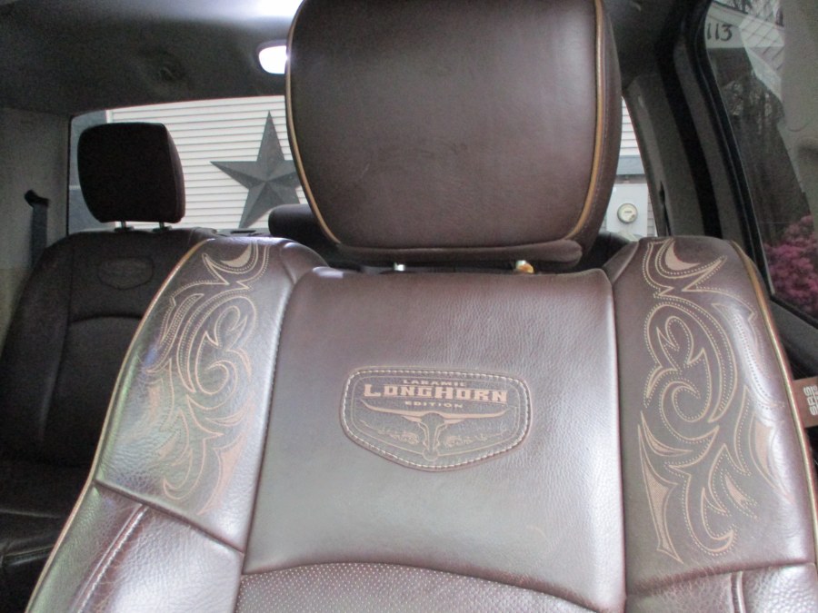 2016 RAM 1500 4WD Crew Cab 140.5