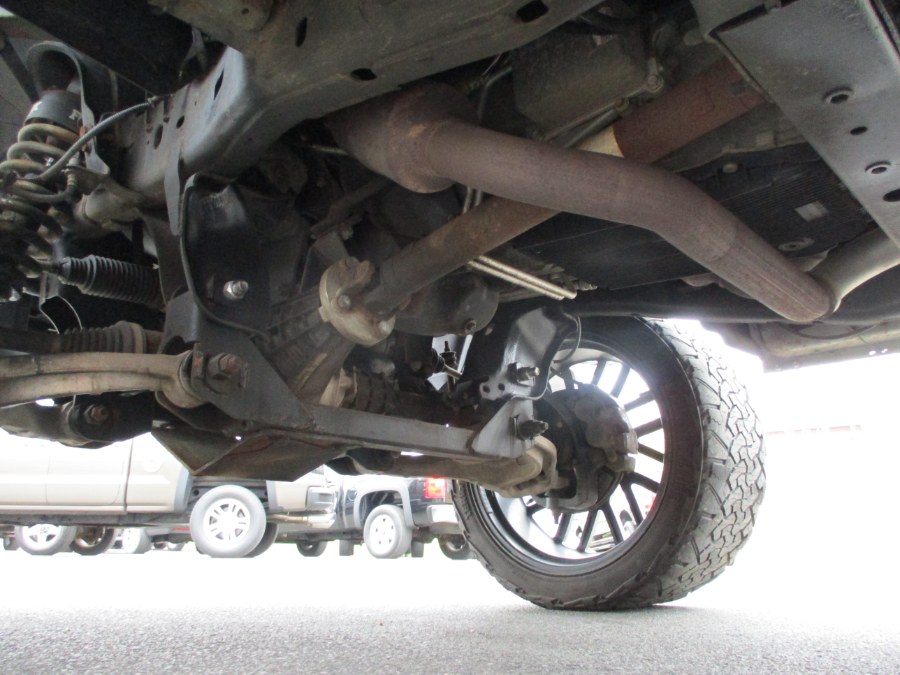 2016 RAM 1500 4WD Crew Cab 140.5