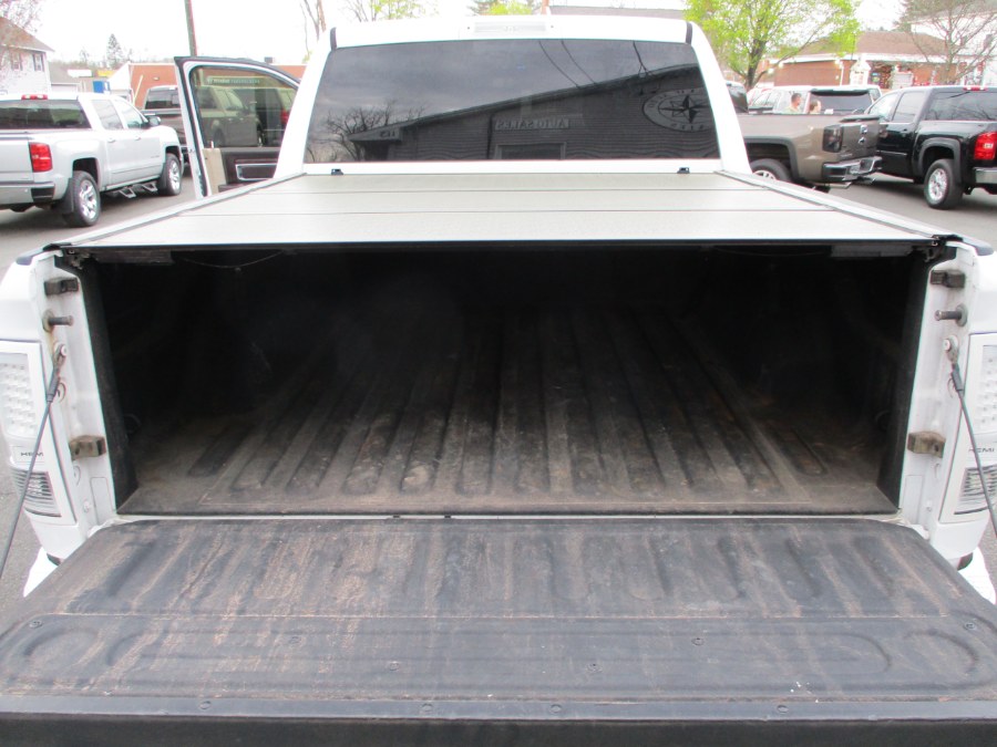 2016 RAM 1500 4WD Crew Cab 140.5