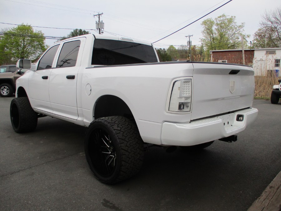 2016 RAM 1500 4WD Crew Cab 140.5