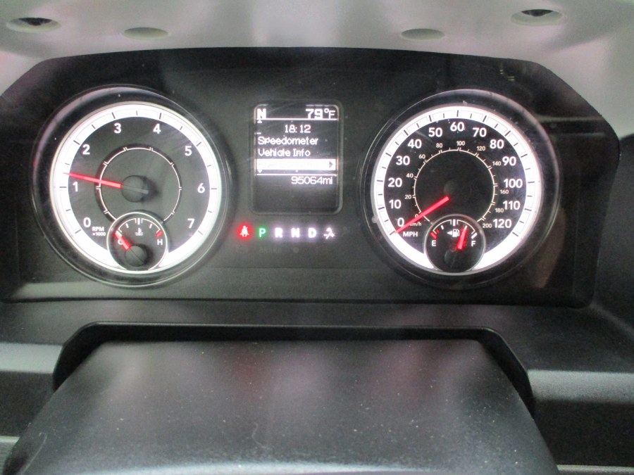 2016 RAM 1500 4WD Crew Cab 140.5