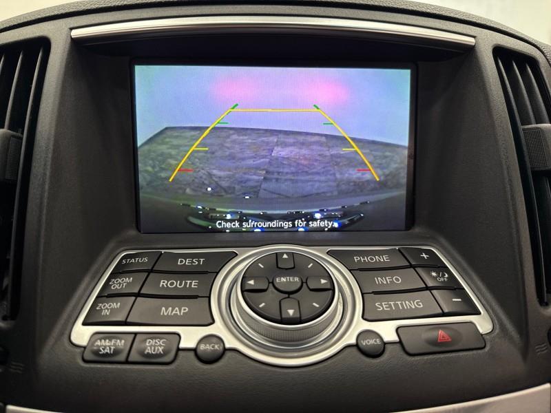 2014 Infiniti Legend photo