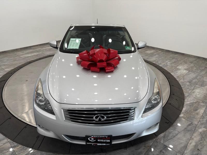 2014 Infiniti Legend photo