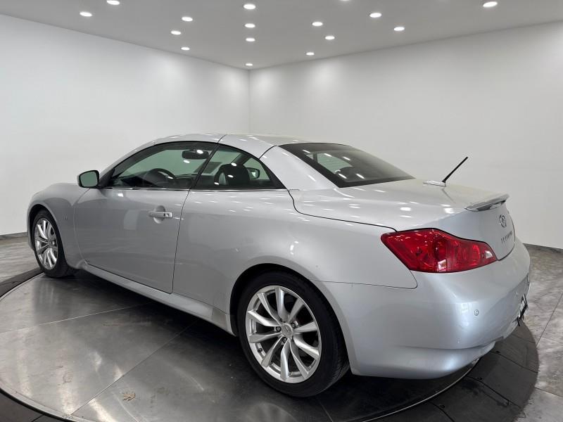 2014 Infiniti Legend photo