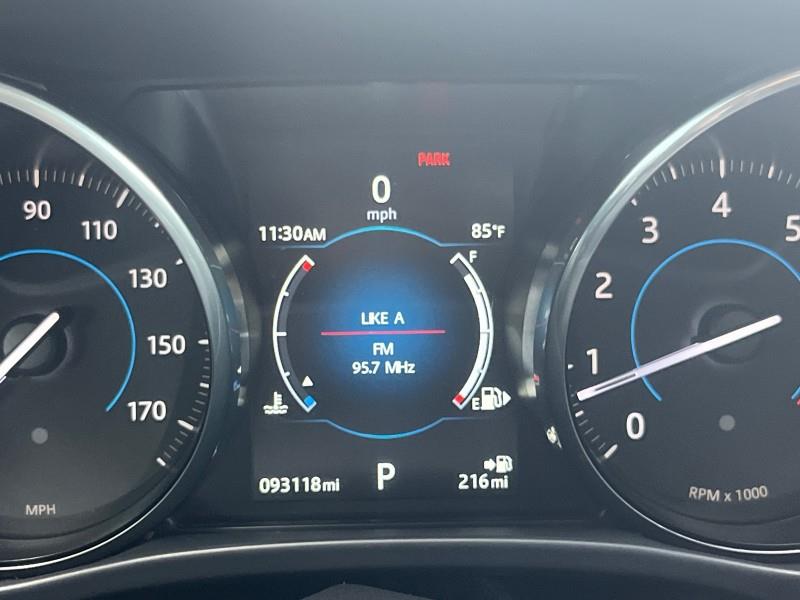 2017 Jaguar F-Pace 35t Prestige AWD photo