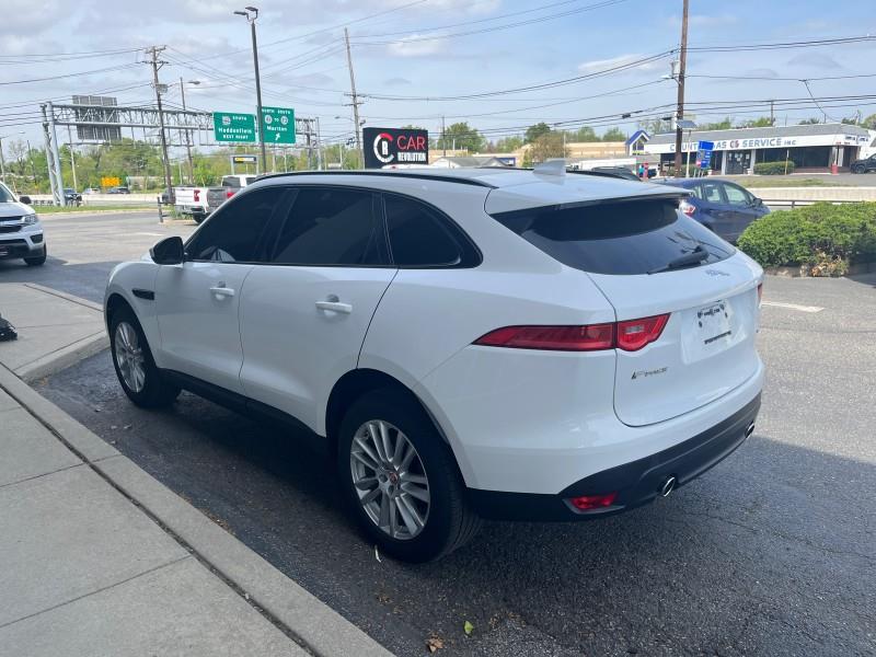 2017 Jaguar F-Pace 35t Prestige AWD photo