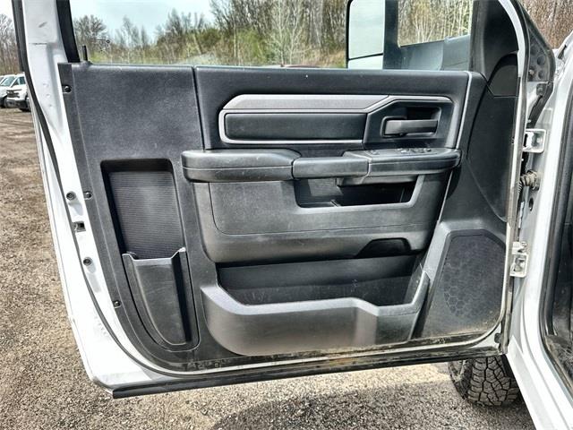 2022 RAM 3500 Tradesman photo