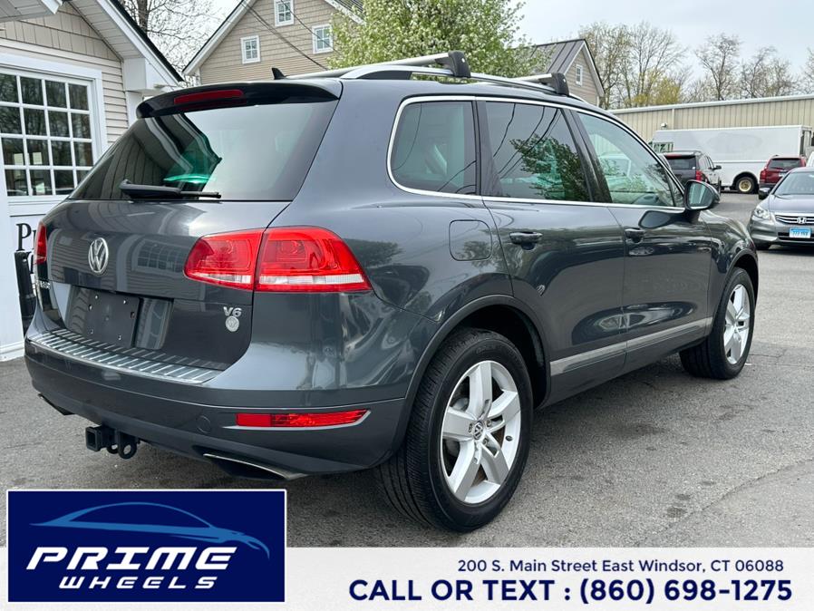 2013 Volkswagen Touareg VR6 Sport photo