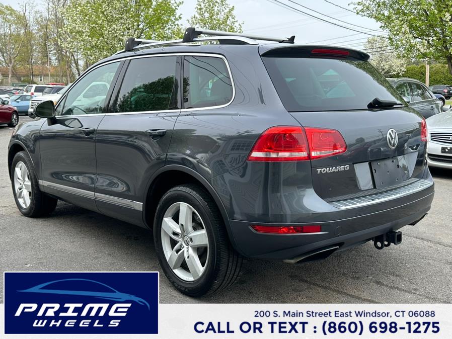 2013 Volkswagen Touareg VR6 Sport photo
