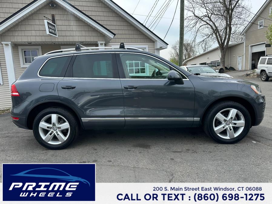 2013 Volkswagen Touareg VR6 Sport photo