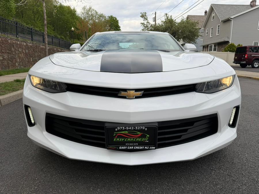 2016 Chevrolet Camaro 2dr Cpe LT w/1LT photo