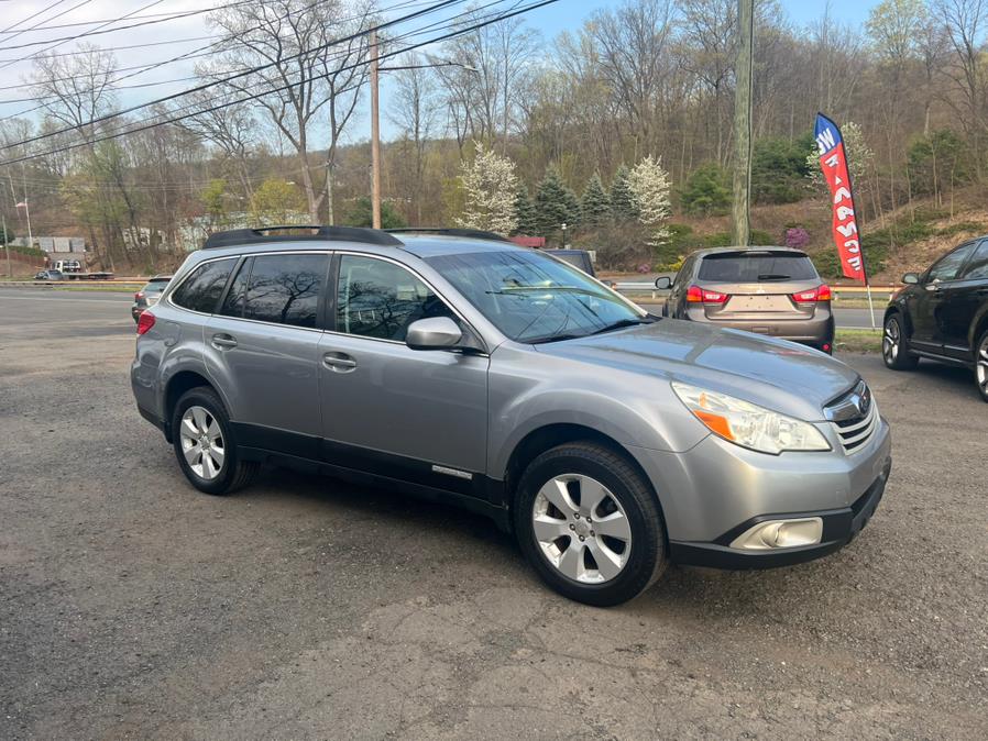 2010 Subaru Outback 2.5i Premium photo