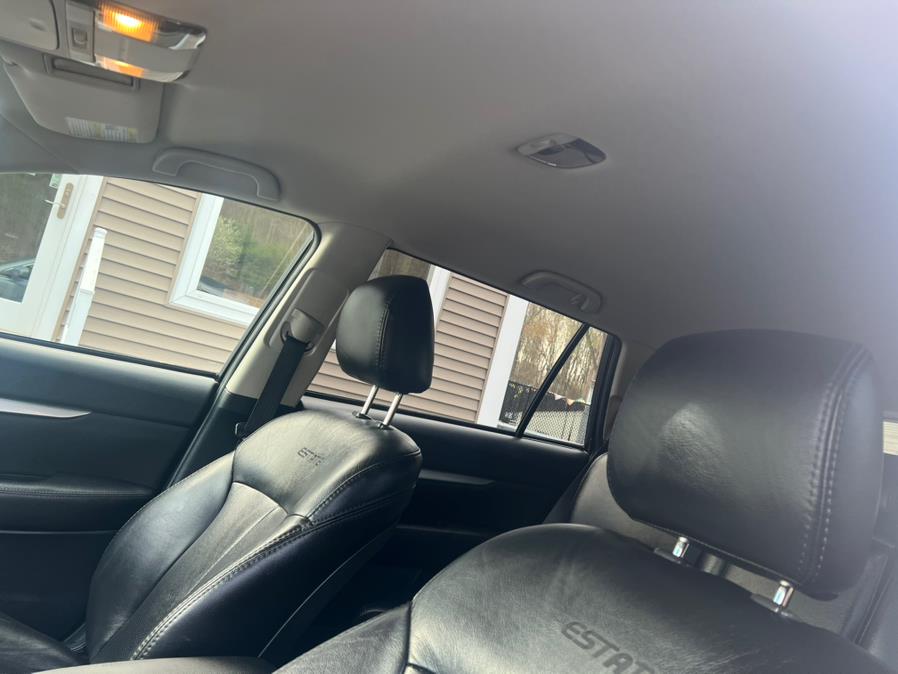 2010 Subaru Outback 2.5i Premium photo
