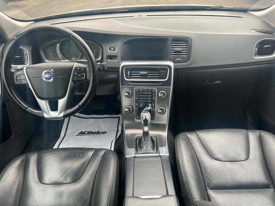 2014 Volvo S60 T5 photo