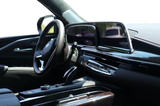 2022 Cadillac Escalade Sport Platinum photo