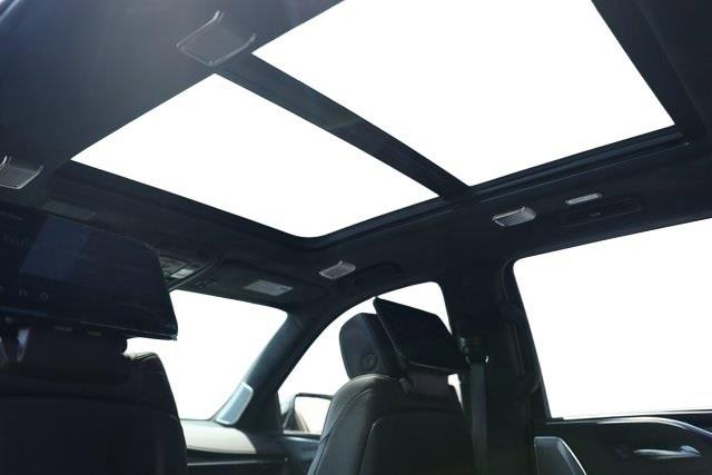 2022 Cadillac Escalade Sport Platinum photo