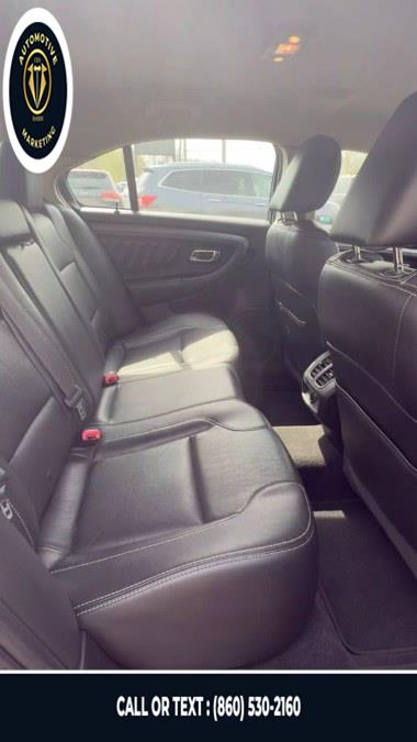 2010 Ford Taurus SEL photo