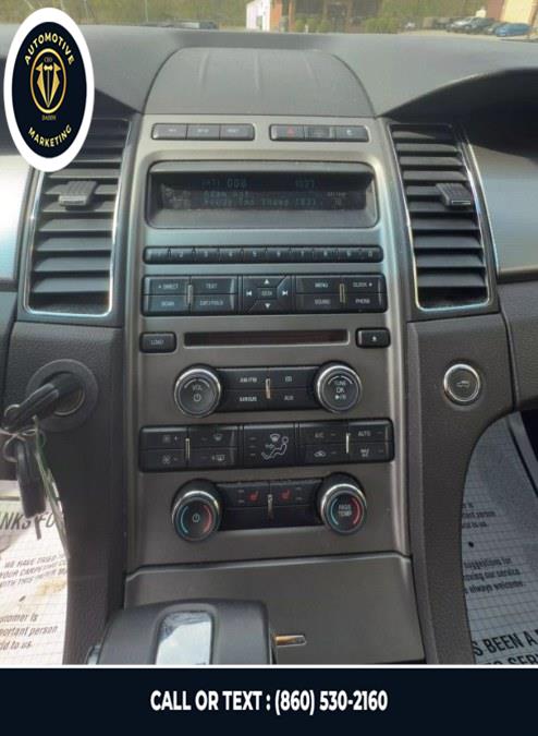 2010 Ford Taurus SEL photo