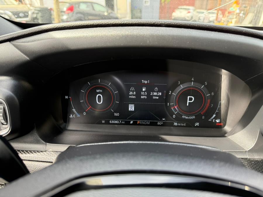 2022 Ford Explorer ST 4WD photo