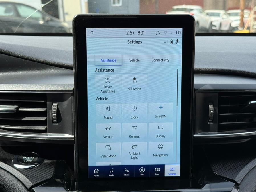 2022 Ford Explorer ST 4WD photo