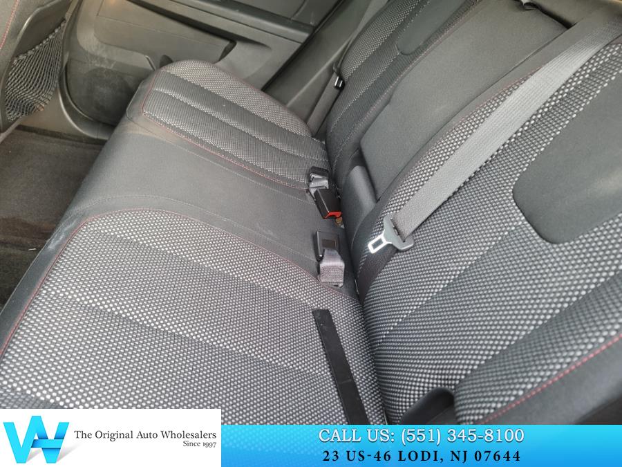 2016 GMC Terrain AWD 4dr SLE w/SLE-1 photo