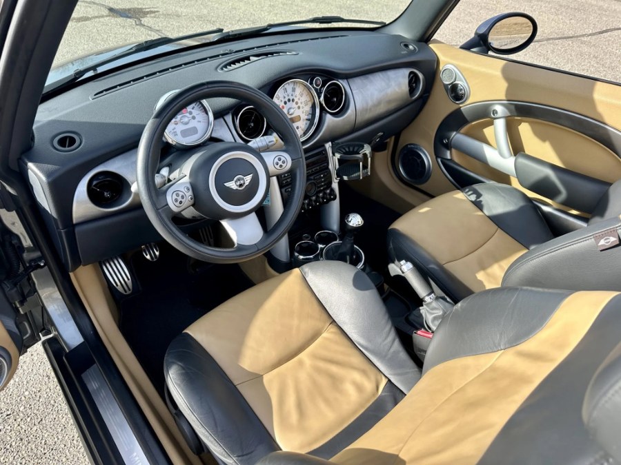 2005 MINI Cooper S photo
