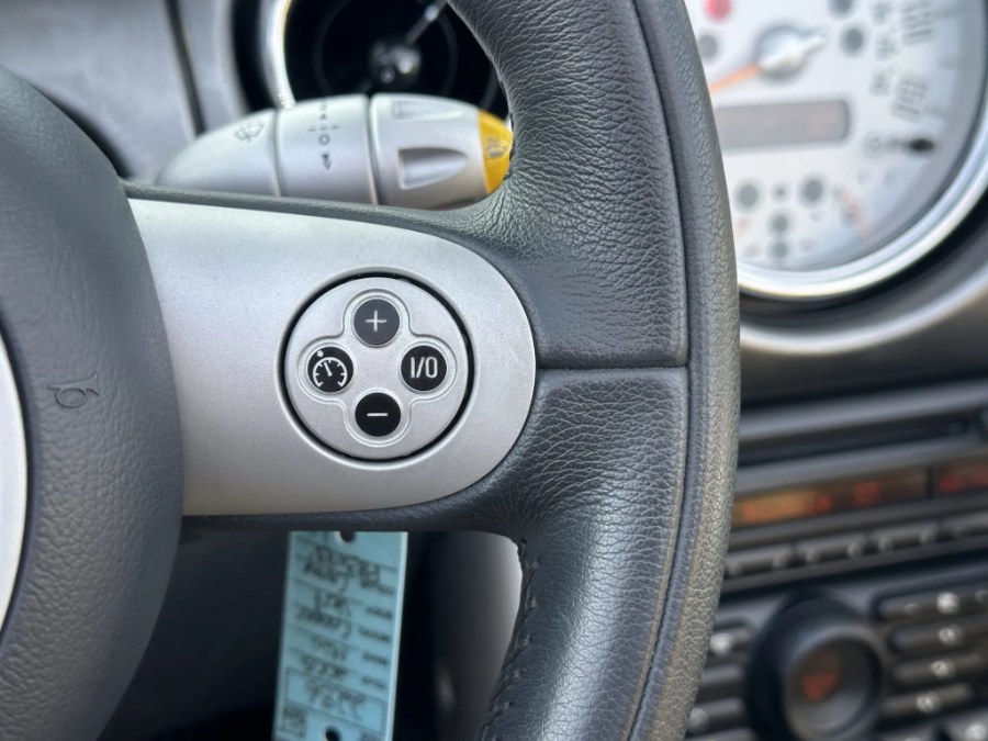 2005 MINI Cooper S photo