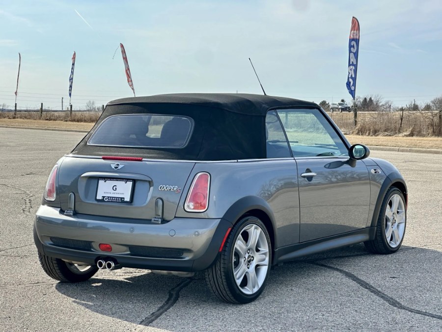 2005 MINI Cooper S photo