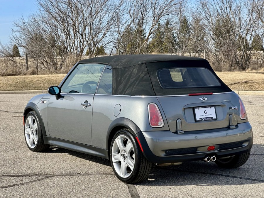 2005 MINI Cooper S photo