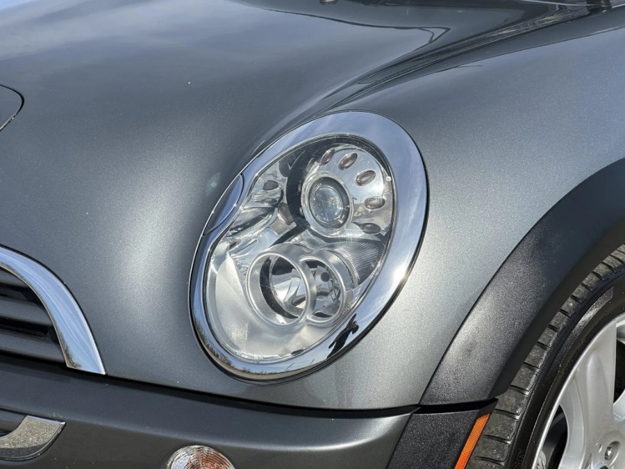 2005 MINI Cooper S photo
