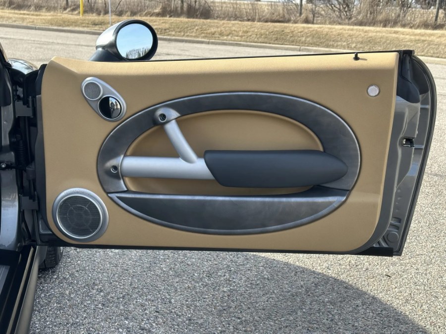 2005 MINI Cooper S photo