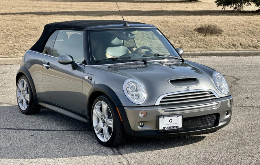 2005 MINI Cooper S photo