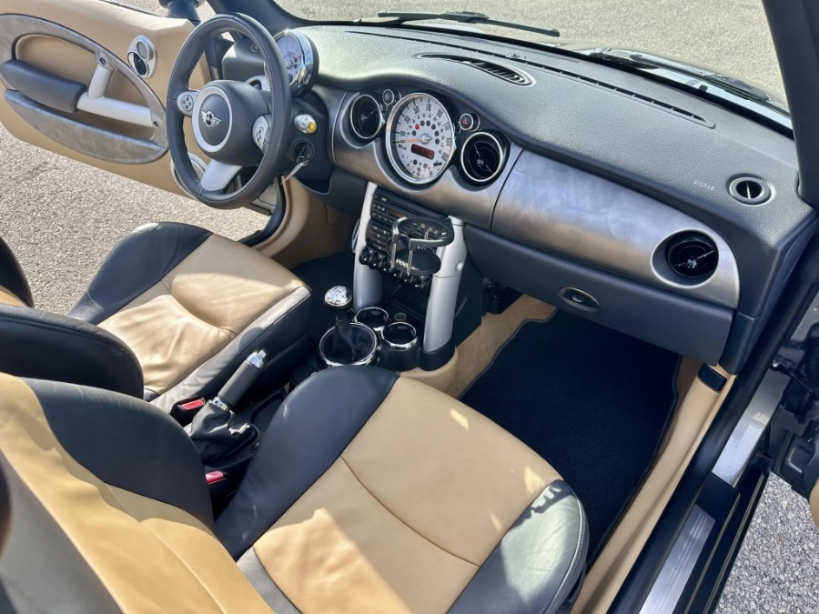 2005 MINI Cooper S photo