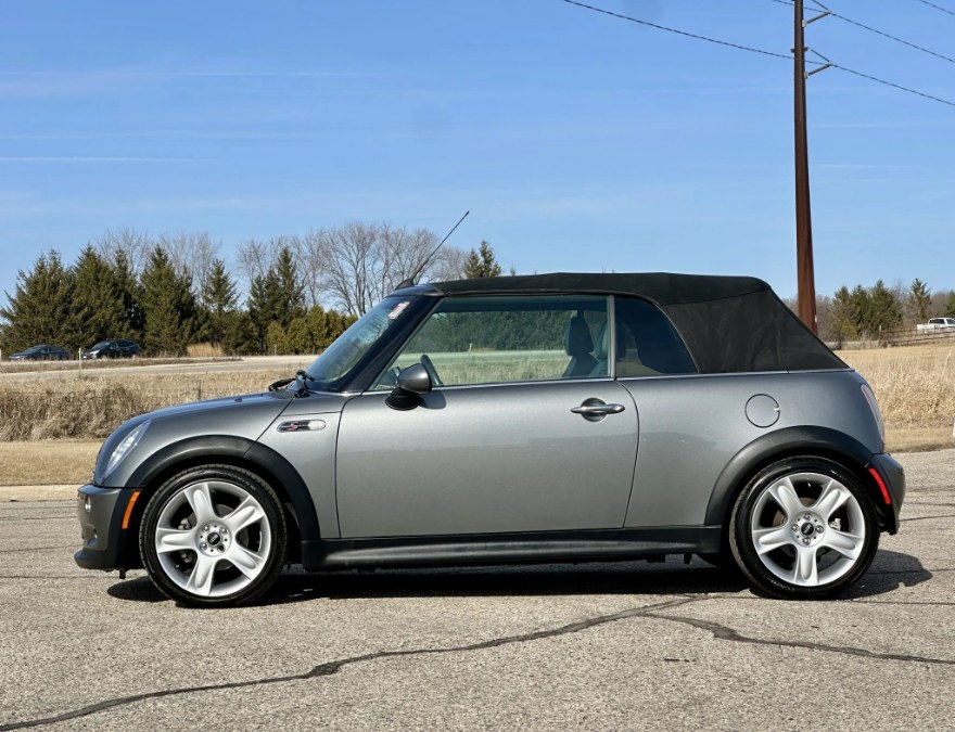 2005 MINI Cooper S photo