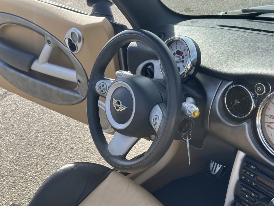 2005 MINI Cooper S photo