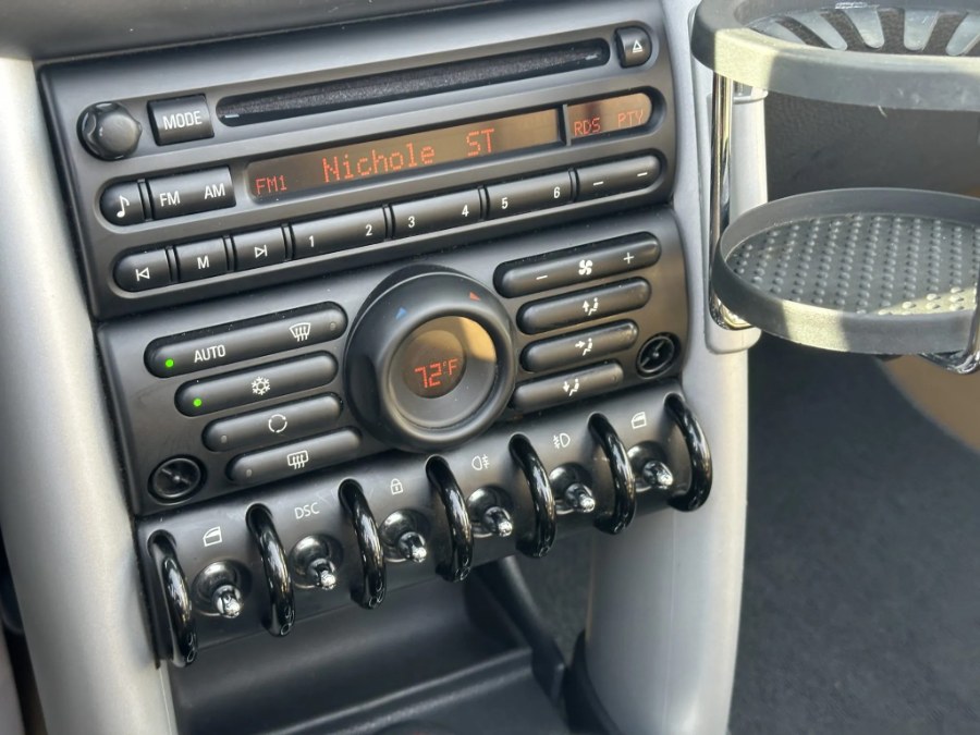 2005 MINI Cooper S photo