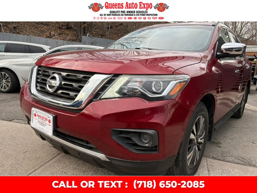 2017 Nissan Pathfinder 4x4 SV photo