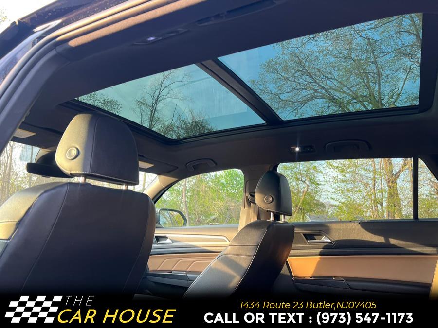 2020 Volkswagen Atlas Cross Sport 3.6L V6 SEL Premium 4MOTION photo