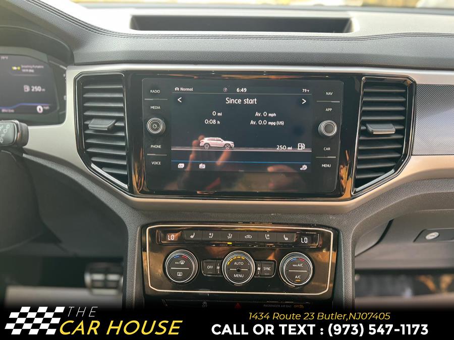 2020 Volkswagen Atlas Cross Sport 3.6L V6 SEL Premium 4MOTION photo