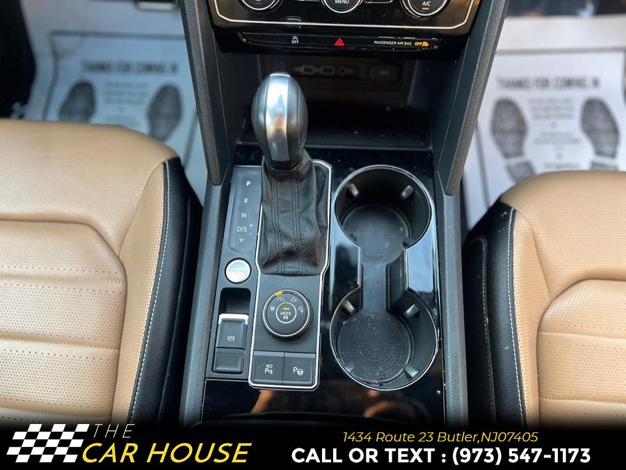 2020 Volkswagen Atlas Cross Sport 3.6L V6 SEL Premium 4MOTION photo
