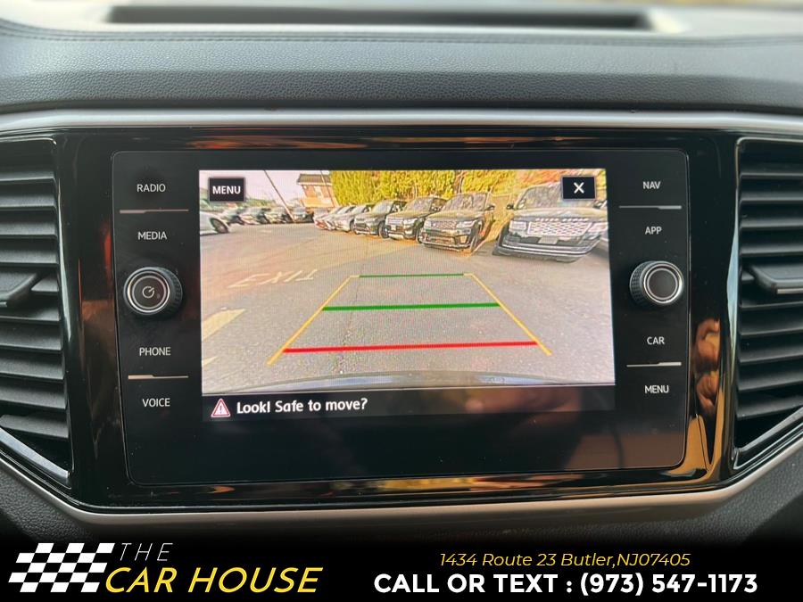 2020 Volkswagen Atlas Cross Sport 3.6L V6 SEL Premium 4MOTION photo