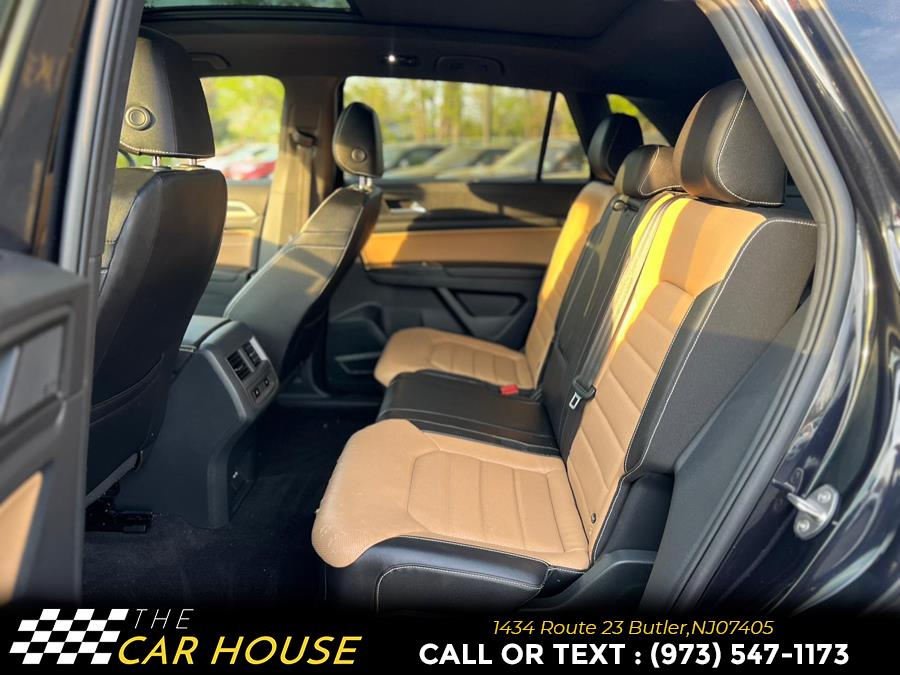 2020 Volkswagen Atlas Cross Sport 3.6L V6 SEL Premium 4MOTION photo