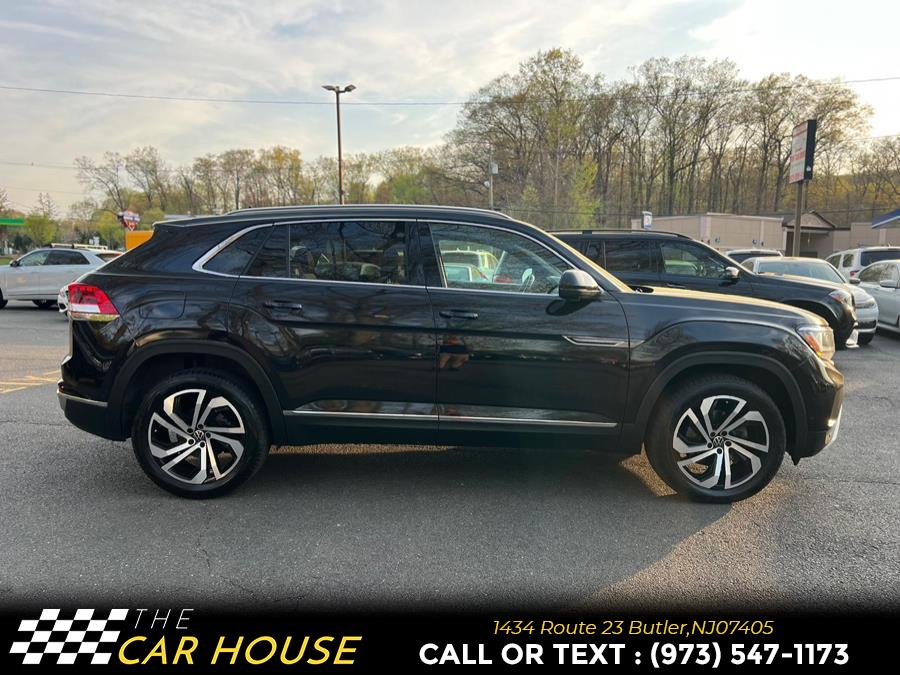 2020 Volkswagen Atlas Cross Sport 3.6L V6 SEL Premium 4MOTION photo