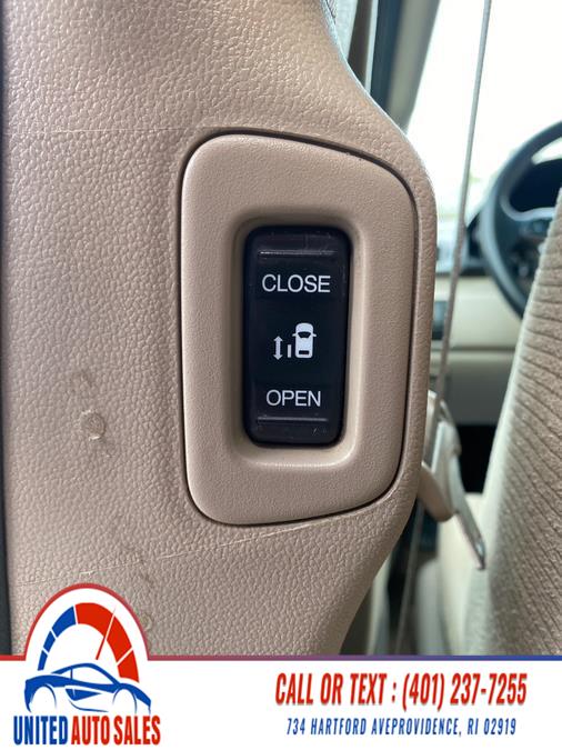 2012 Honda Odyssey EX photo