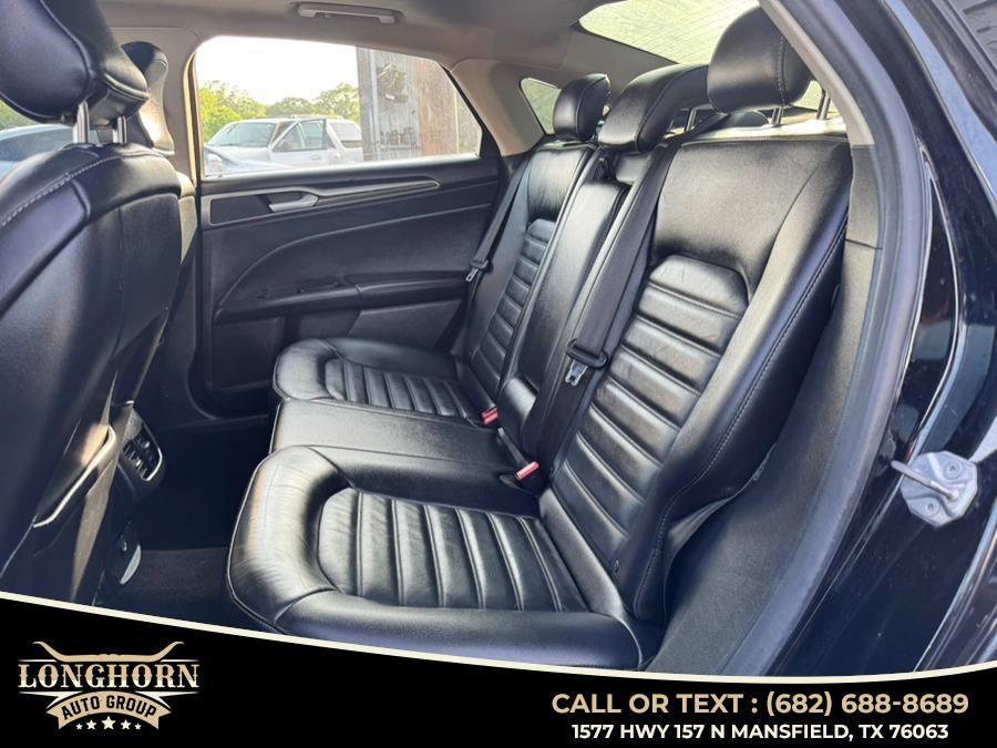 2017 Ford Fusion SE FWD photo