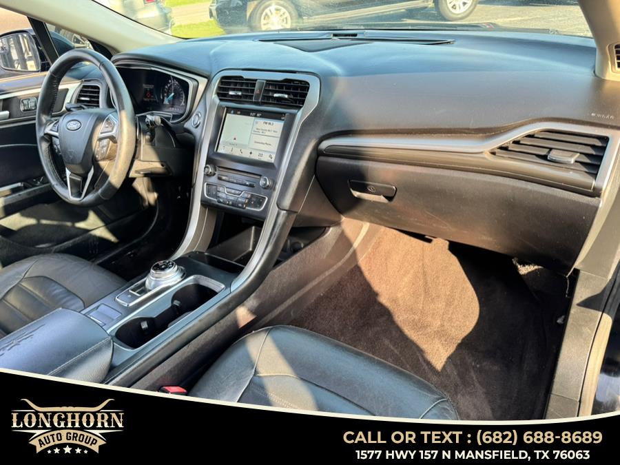 2017 Ford Fusion SE FWD photo