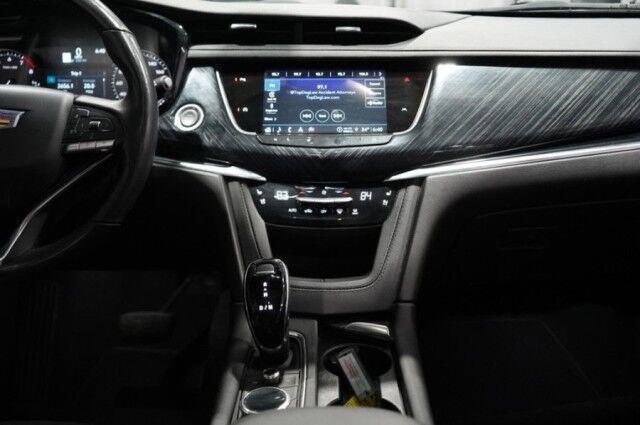 2023 Cadillac XT6 AWD 4dr Premium Luxury photo