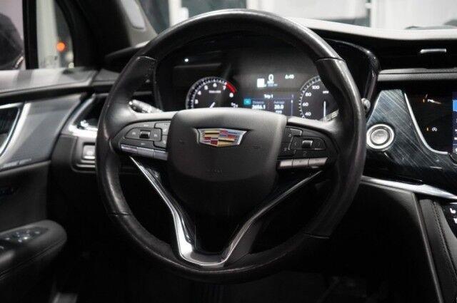 2023 Cadillac XT6 AWD 4dr Premium Luxury photo
